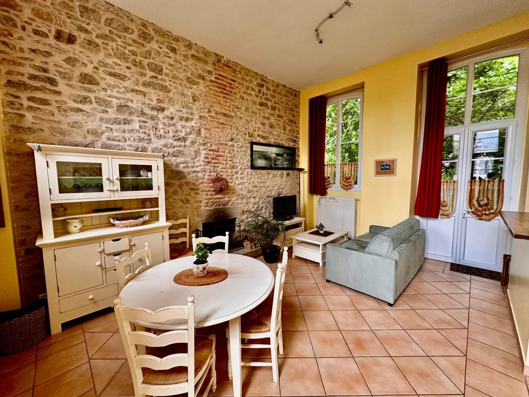 Cottage Dans Ancienne Ecole De 1850 - 2 A 4 Personnes Missillac Buitenkant foto